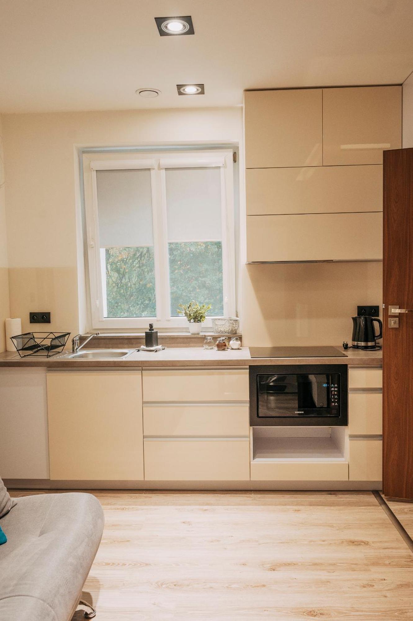 Niron Apartament Kapucynska Пила Екстериор снимка